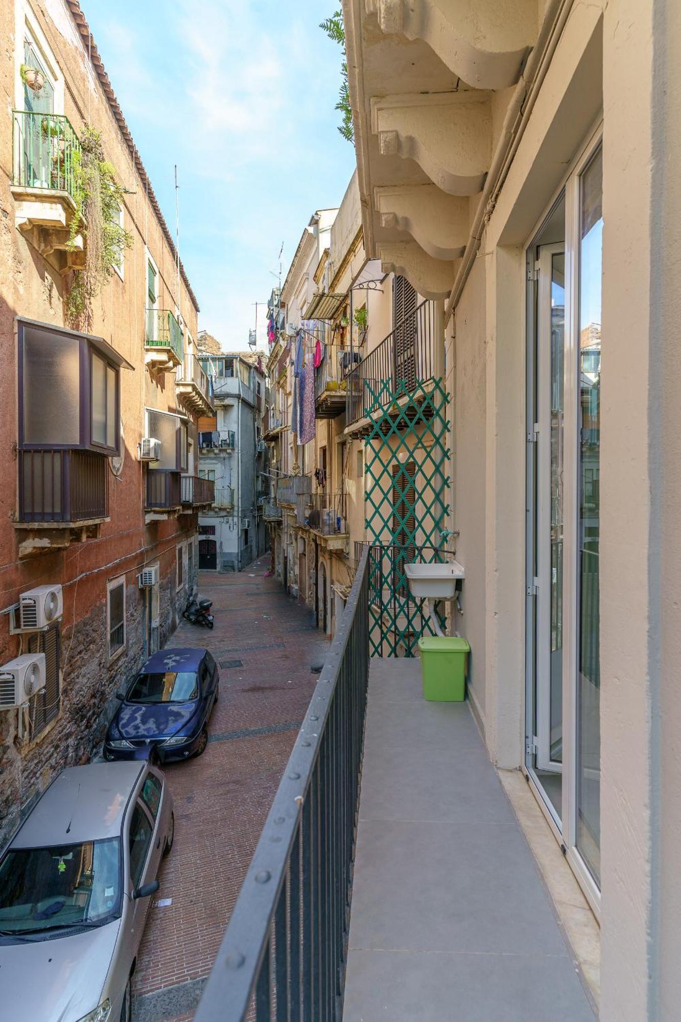 Casa Ancora Townhouse Apartment Catania Bagian luar foto